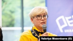 Тетяна Трощинська під час дискусії в рамках премії імені Георгія Ґонґадзе. Київ, 14 травня 2024 року