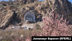 Сулайман-Тоо.