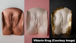 ვიქტორია კრუგის მიერ შექმნილი ვულვის სკულპტურები