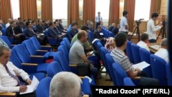 На одной из пресс-конференций в Душанбе. Архивное фото