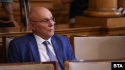 Досегашният управител на БНБ Димитър Радев беше избран за втори мандат на поста