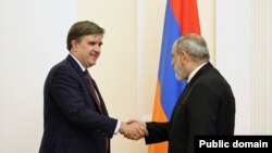 Джим О’Брайен и Никол Пашинян, 29 июня 2023 г.