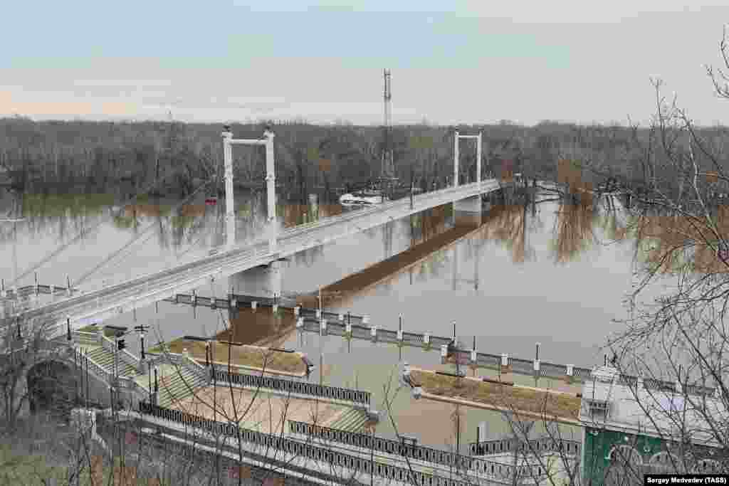 Жергиликтүү жашоочулардын көбү мамлекет бөлгөн кенемтеге нааразы болушту.&nbsp;