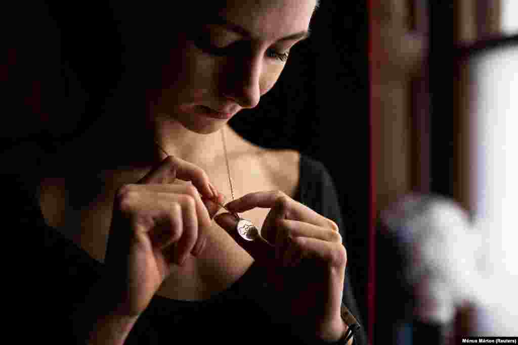 La câteva zile de la începerea războiului,&nbsp;Hanna a fugit din capitala Ucrainei cu trenul.&nbsp;