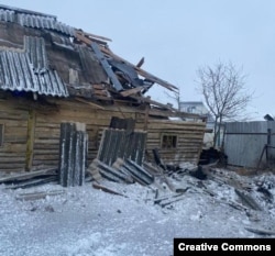 Зруйнована хата