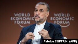 Ирандын тышкы иштер министри Хосейн Амир-Абдоллахян.