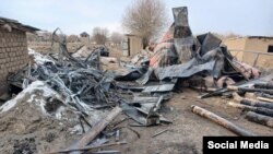 Эсентурдун Баш-Кайыңды айылындагы өрттөнүп кеткен үйү.