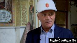 Труханов розповів, що він є прихожанином церкви УПЦ(ПМ), однак він вважає, що стосовно цієї церкви «є якась провокація».