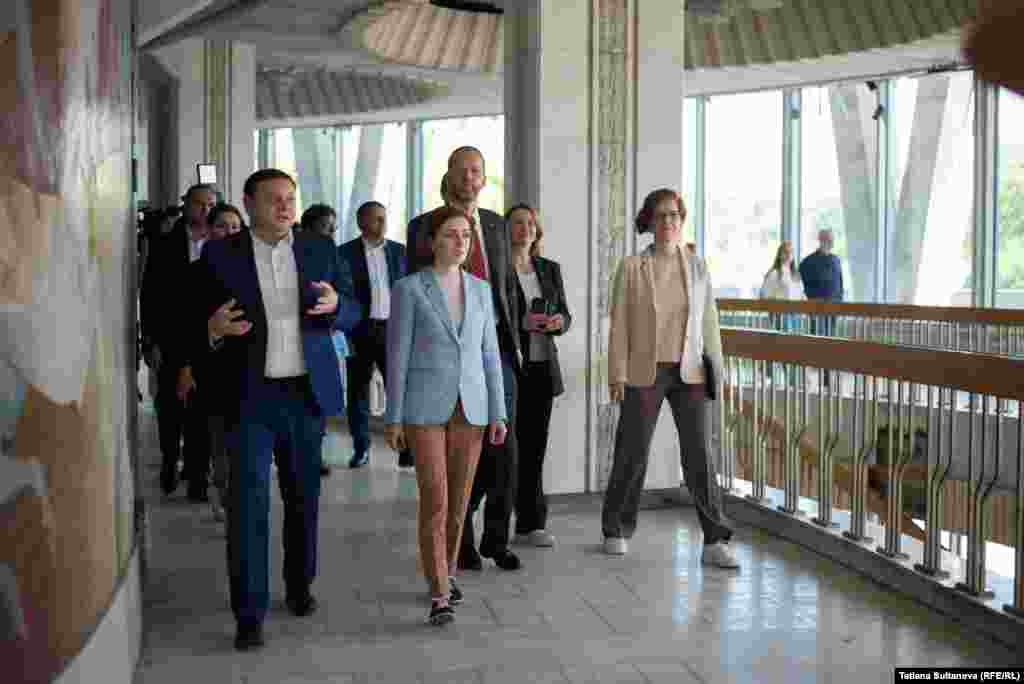 La evenimentul de încheiere a primei etape a lucrărilor de conservare și restaurare au participat mai mulți oficiali, inclusiv președinta R. Moldova, Maia Sandu, și ambasadorul UE la Chișinău, Jānis Mažeiks. &bdquo;Restaurarea patrimoniului cultural național nu este doar o modalitate de valorificare a istoriei țării, ci și un simbol al unității și al identității incluzive, care contribuie la pacea în interiorul națiunilor și între națiuni&rdquo;, a declarat Mažeiks.&nbsp;