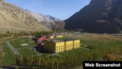 Кампус УЦА в Хороге 