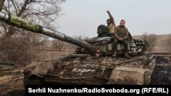 Російські військові зменшили кількість масованих «м’ясних штурмів» у районі Часового Яру Донецької області, каже Назар Волошин