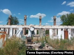 Розбиті будівлі Карʼєрного