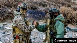 Эки өлкөнүн аскерлеринин биргелешкен машыгуусу жыл сайын уюштурулат.