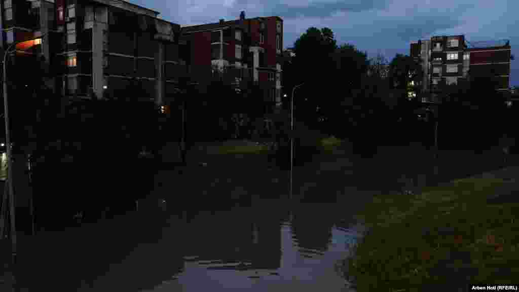 Situatë më kritike është raportuar në lagjet Bregu i Diellit dhe Mati.