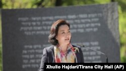 Ambasadorja amerikane në Tiranë, Yuri Kim. Fotografi nga arkivi. 