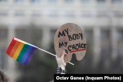 În România, în lipsa unei legislații clare privind avortul, un număr de 111 spitale nu fac avort la cerere.