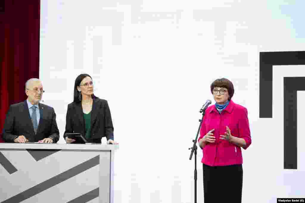  Виступ під час церемонії нагородження переможця Премії імені Георгія Гонгадзе у 2021 році.&nbsp;Інна Кузнецова двічі входила до складу Капітули премії Гонгадзе, яка визначає лауреатів 