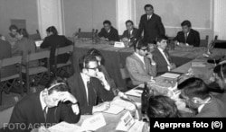 Ion Iliescu, 1969, Snagov, la o reuniune a tinerilor comuniști europeni.