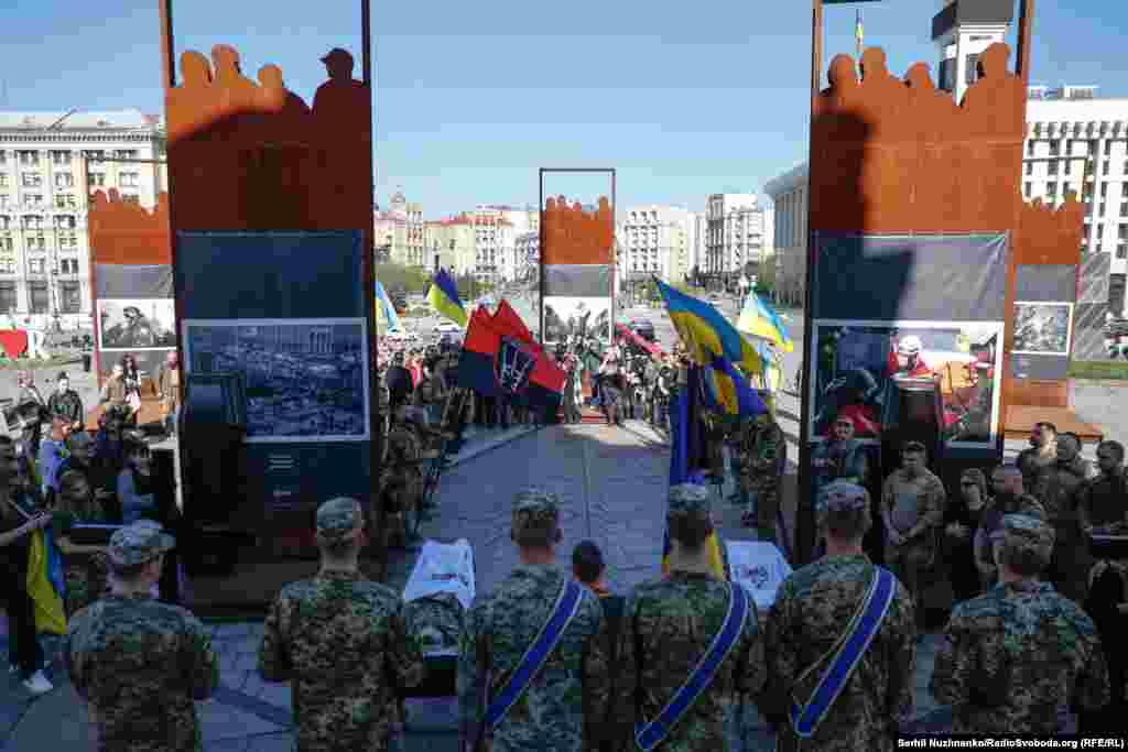 Сергій Коновал (&laquo;Норд&raquo;) був командиром 2-ї стрілецької роти 2-го стрілецького батальйону 67-ї окремої механізованої бригади ЗСУ. Тарас Петришин із позивним &laquo;Химера&raquo; був його заступником