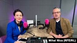 „Nu suntem într-o perioadă istorică în care să nu ne întrebăm dacă nu există totuși actori care nu vor doar să fure bani de pe card, ci poate vor să ne reîndrepte către Est, poate vor să ne sugereze că ne-ar fi mai bine în afara Uniunii Europene”, susține Dragoș Stanca. 