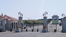 Kampi i iranianëve në Shqipëri një ditë pas bastisjes 