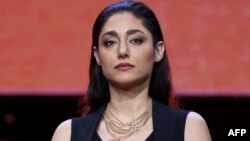 عبدالکریم سروش مدعی است که «عمل» گلیشفته فراهانی را «تقبیح» کرده، «نه شخص» وی را