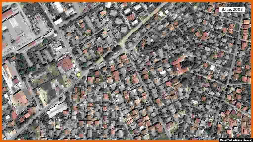 Vlae je također naselje u opštini Karpoš koje je doživjelo betonizaciju, a građani su podnijeli prigovore protiv urbanističkih planova. Na državnom zemljištu, umjesto parkova i javnih površina, kako su tražili građani, predviđene su građevine drugačijeg karaktera. Prema Popisu stanovništva 2022. godine u Karpošu je bilo 19.680 domaćinstava, a 2023. godine broj se povećao na 24.589 domaćinstava.