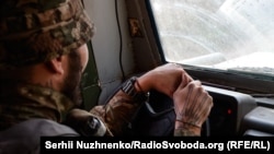 Військові 108-го окремого гірсько-штурмового батальйону 10-ї окремої гірсько-штурмової бригади «Едельвейс» під Соледаром, Донецької області. Фото архівне