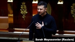 Ukrajinski predsjednik Volodimir Zelenski u obraćanju francuskom parlamentu 7. 6. 2024.