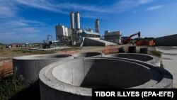 O vedere generală a șantierului Centralei Nucleare Paks II, din Paks, Ungaria, 22 septembrie 2023.