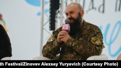 Bratislav Živković govori na panelu u okviru Međunarodnog festivala mladih u Sočiju, 6. marta 2024. godine (Foto: World Youth Festival/Zinovev Alexsey Yuryevich)