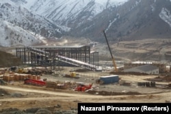 Objekti u izgradnji koji su u vlasništvu TALCO Gold, zajedničkog preduzeća za iskopavanje zlata između tadžikistanske državne metalske firme TALCO i kineske Tibet Huaiu Mining Co., u zapadnom Tadžikistanu 2021.
