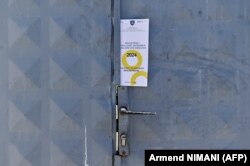 Obaveštenje o popisu ostavljeno na vratima kuće u Prištini, 5. april 2024.