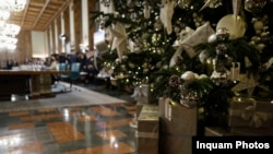 Moș Crăciun a adus amânarea reformei bugetare fără precedent anunțată de Guvern.