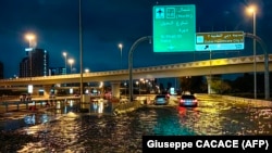 Дубайдын көчөсү, 17-апрель, 2024-жыл