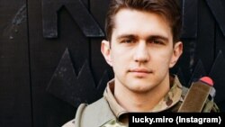 Мирослав Попович скоротив своє ім'я до Міро, бо американці не могли його вимовити повністю