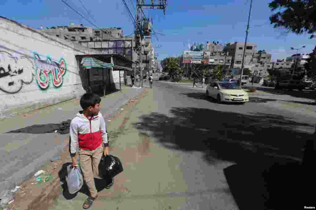 Istovremeno, Norveško vijeće za izbjeglice, koje radi u Izraelu i na palestinskim teritorijama, opisalo je zahtjev Jerusalema da palestinski civili u Gazi napusti svoje domove kao ratni zločin.