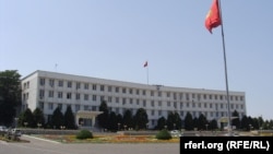 Здание муниципалитета Оша. 