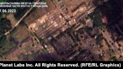 Ймовірний польовий табір на території військової частини № 61732 в селі Цель Осиповицького району Могильовської області // АШ, Planet.com, Planet labs, село Цель, в/ч.