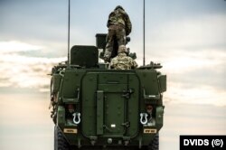 Бронетранспортер Stryker