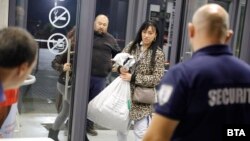 Предаване на подадените бюлетини в Русе, 29 октомври 2023 г.