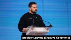 Predsjednik Ukrajine Volodimir Zelenski tokom govora na Međunarodnom samitu gradova i regija. Kijev, 20. april 2023.