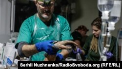 «Розбронювання буде точковим. Його мета – не зняти захист із усіх, а забезпечити на передовій надання медичної допомоги пораненим»