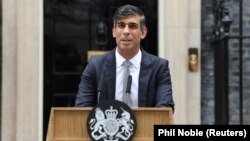 Після результатів виборів Ріші Сунак також анонсував свою відставку з посади лідера Консервативної партії. 