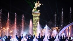 Diňle: Arkadag şäherinden öý satyn alýan raýatlaryň türkmen bolmagy tabşyryldy - çeşme