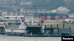 Украинага аскердик техника жөнөтүү учуру. Сантандер порту.