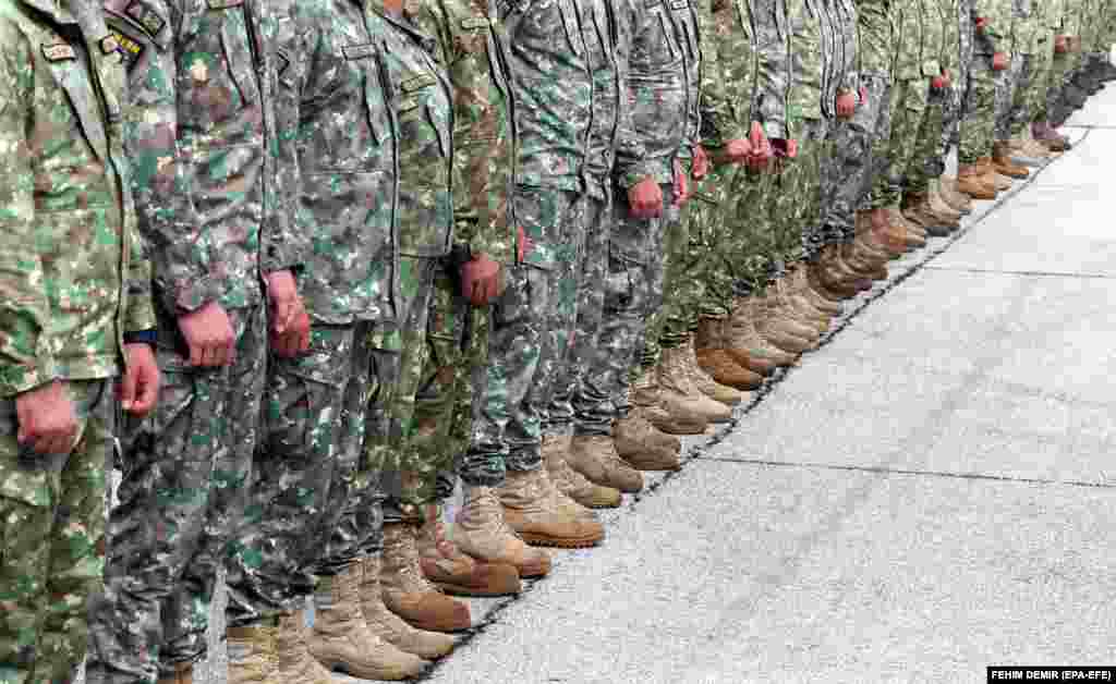 Demonstracija sposobnosti na kopnu i u zraku vojnika EUFOR-a&nbsp; u bazi u Butmiru u Sarajevu.