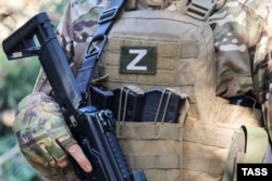 Російським бійцям, які воюють проти України, надають земельні ділянки у Криму