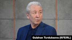 Адахан Мадумаров "Азаттыктын" студиясында. 30-апрель, 2024-жыл.