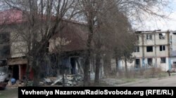 У прифронтовому місті, попри постійну небезпеку, лишаються жити до 2 тисяч людей, переважно пенсійного віку, підрахували рятувальники